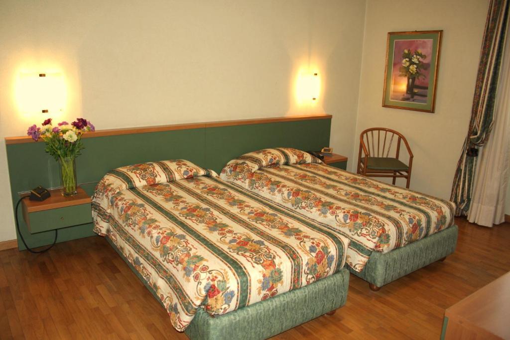 Hotel Gambara Δωμάτιο φωτογραφία
